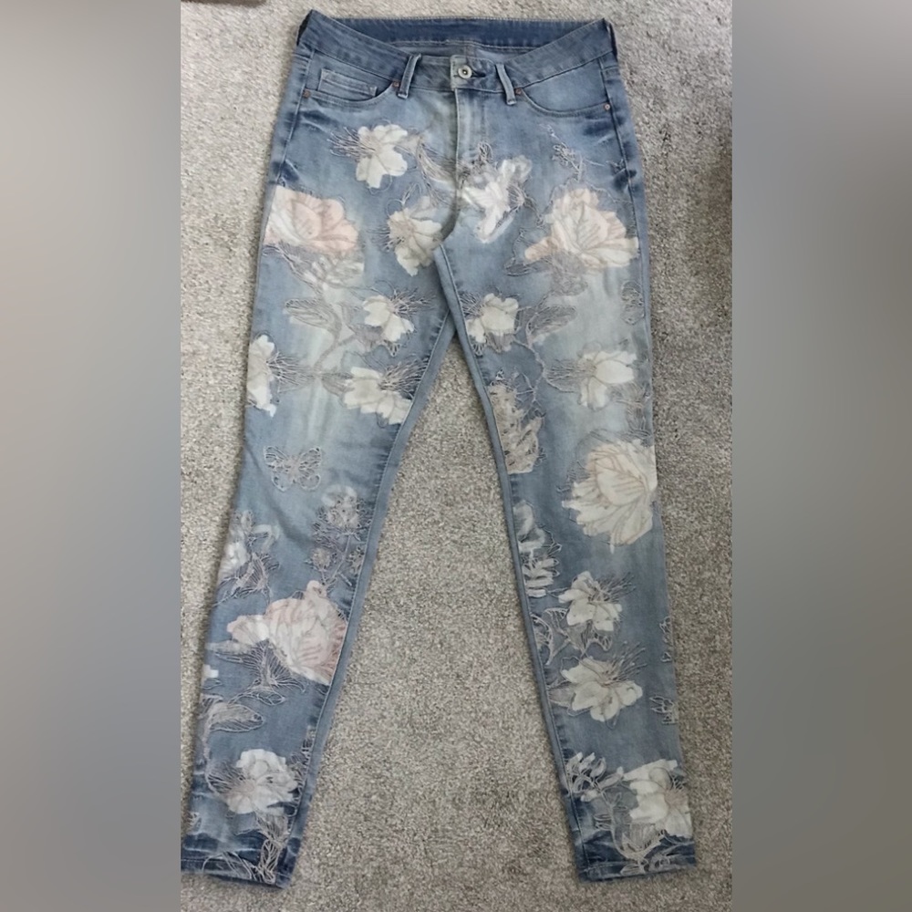 Jessica Simpson Kiss Me Embroidered Super Skinny Jeans
